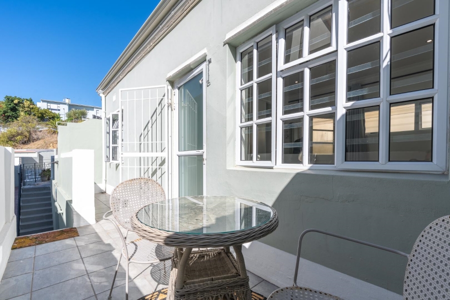 1 Bedroom Property for Sale in Green Point Western Cape